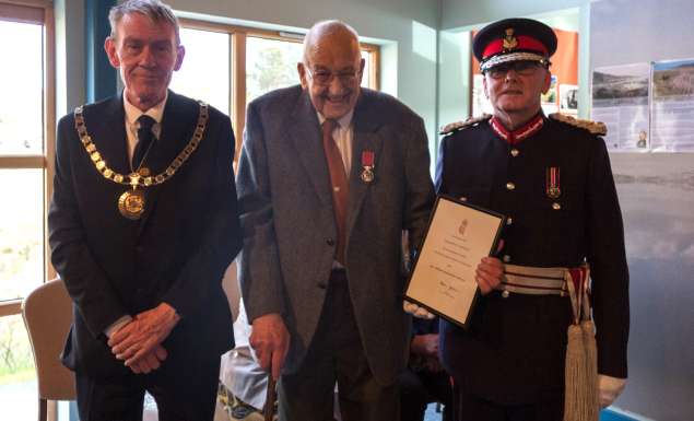 news story illustration